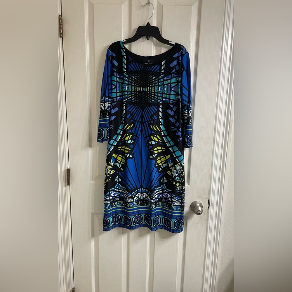 Elegant Blue and Black Patterned Dress Size 6